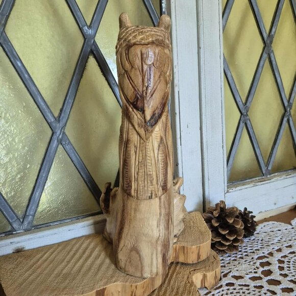 Vintage Owl Wood Sculpture - Unique Folk Art Peice! - Picture 10 of 11